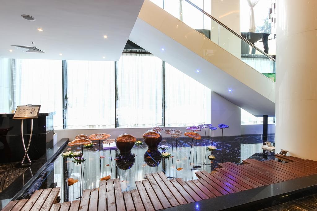 Paco Hotel Guangzhou East Railway Station Branch Esterno foto