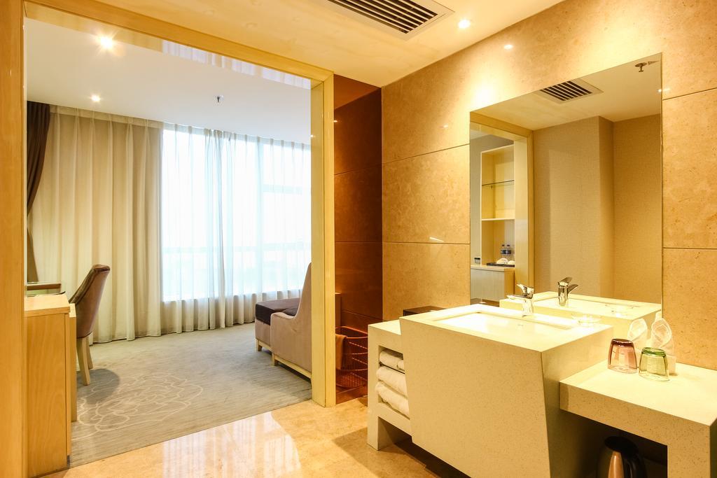 Paco Hotel Guangzhou East Railway Station Branch Esterno foto